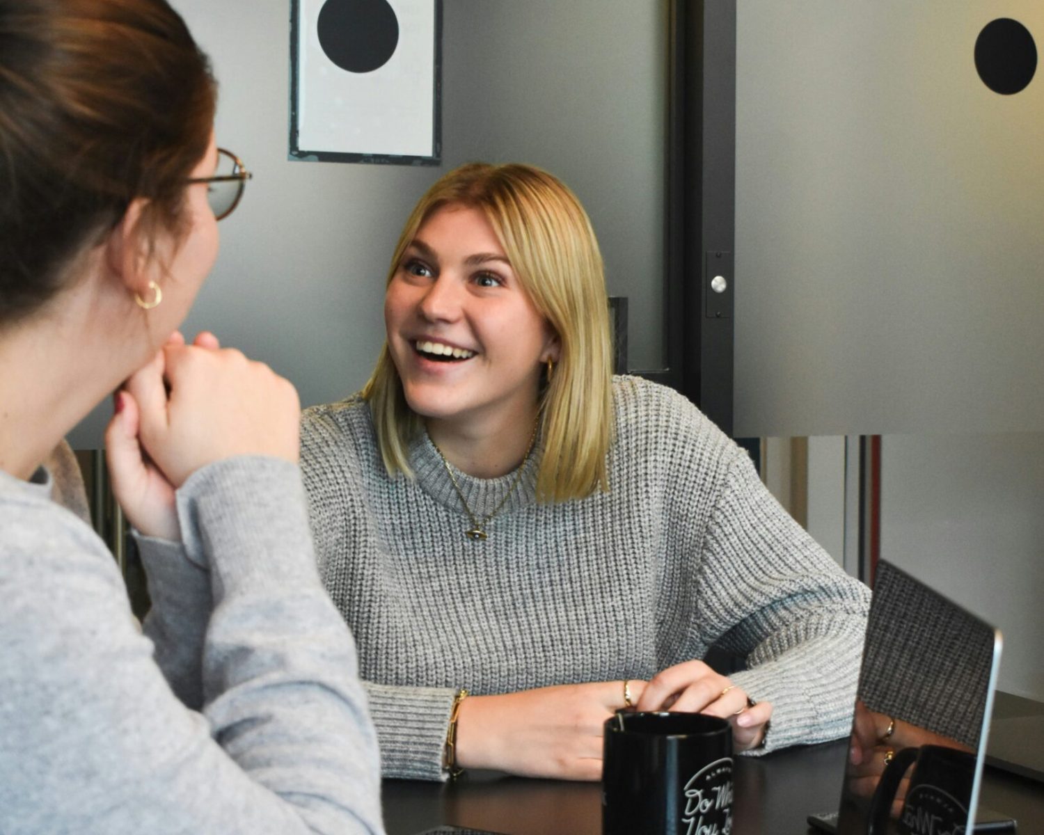 cherrydeck-MtHiQ8NCIoM-unsplash